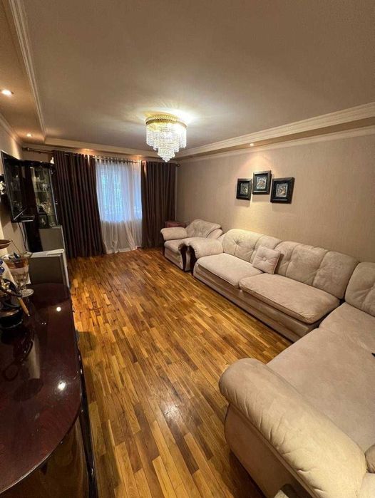 ДАРХАН, СПЕЦ-ПЛАН 2 в 3-ком. 90м2  с двумя балконами