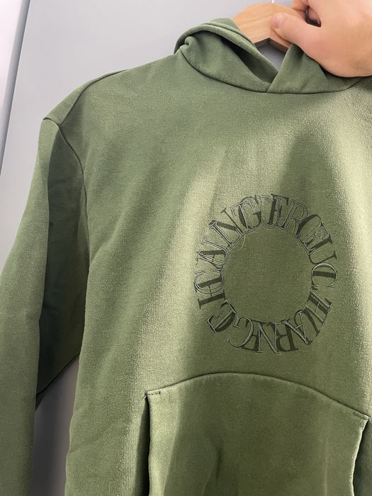 Суичър със свежо зелен цеят