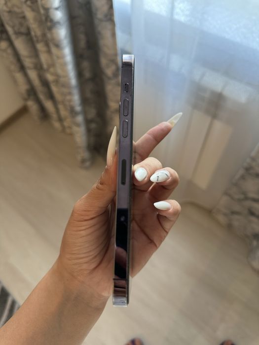 Продам IPhone 14 про макс 256 гб