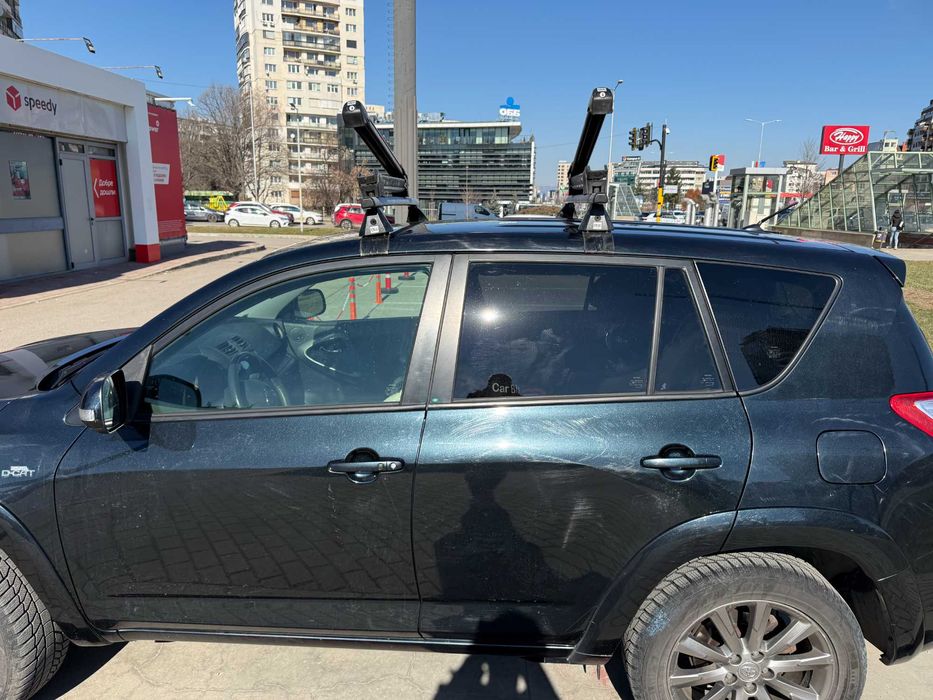 Toyota RAV4 2.2 D-CAT 4x4 Automatic / Камера