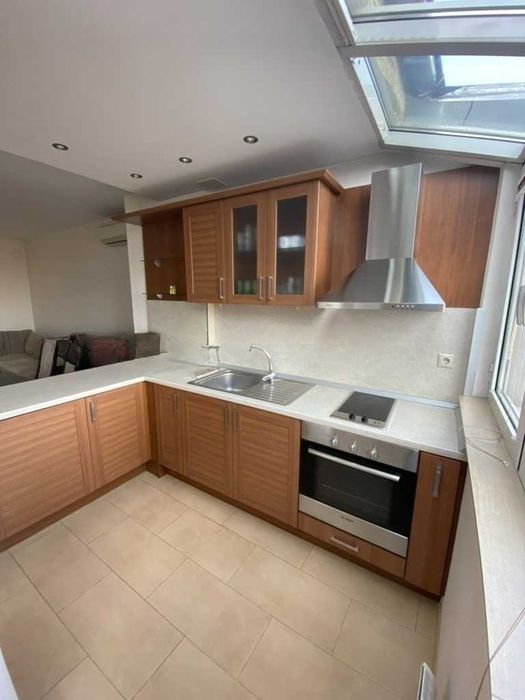 Дава се под наем Двустаен апартамент в София, Гоце Делчев - 85 кв.м за 600 € - Снимка #1