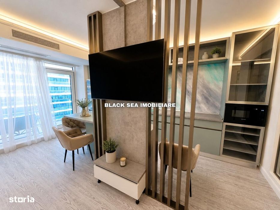 Apartament 3 camere de inchiriat la White Titanic Mamaia Nord