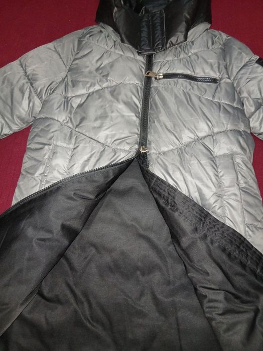 Двухсторонняя женская куртка — стильная и практичная модель