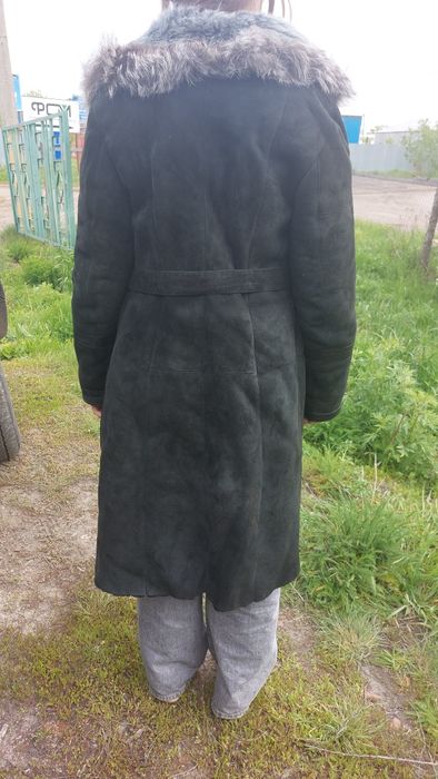 Продам женскую дубленку