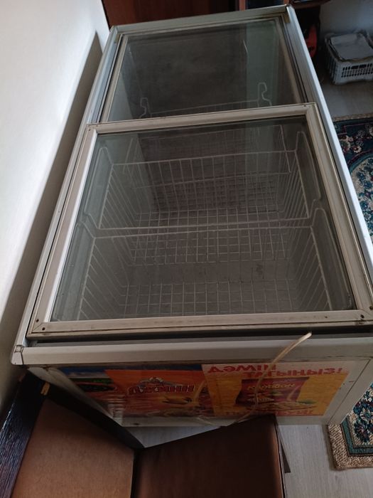 Морозильник продам