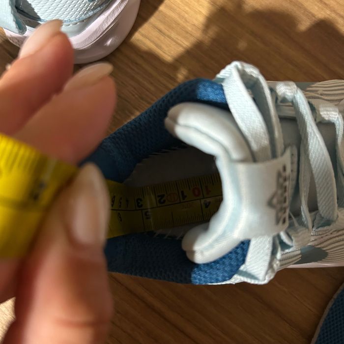 Маратонки Nike 22размер