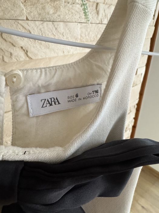 Rochie alba cu funda neagra Zara