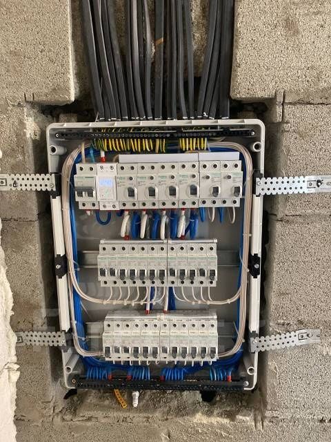 Монтаж • Ремонт • Обслуживание