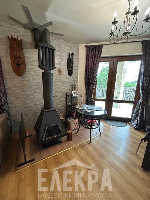 Продава се Къща в Варна, Център - 140 кв.м за 1286 €/кв.м - Снимка #1