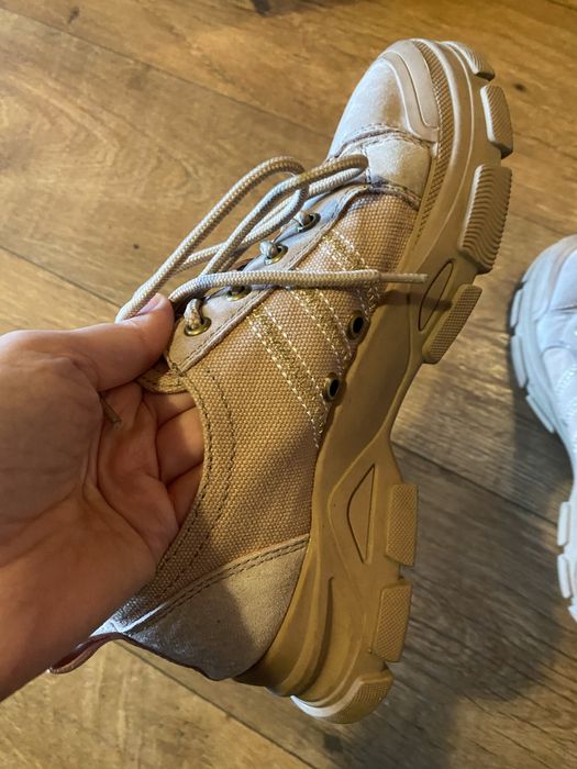 Кроссовки летние