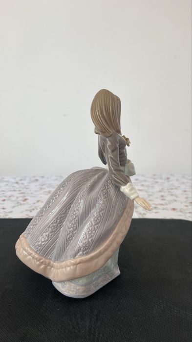 Фигурки Angela и Jolie Nao Lladro