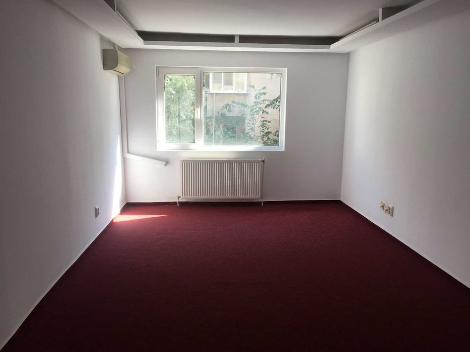 Inchiriez spatiu birou  300 Euro Mall Vitan - Dristor