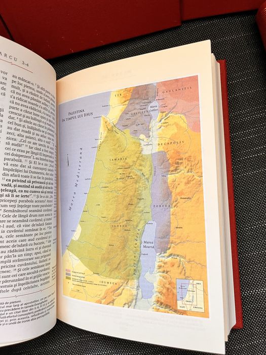 Biblia cu ilustratii 8 volume. Cititi descrierea