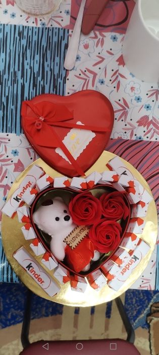 Подарки на 8 марта цветы