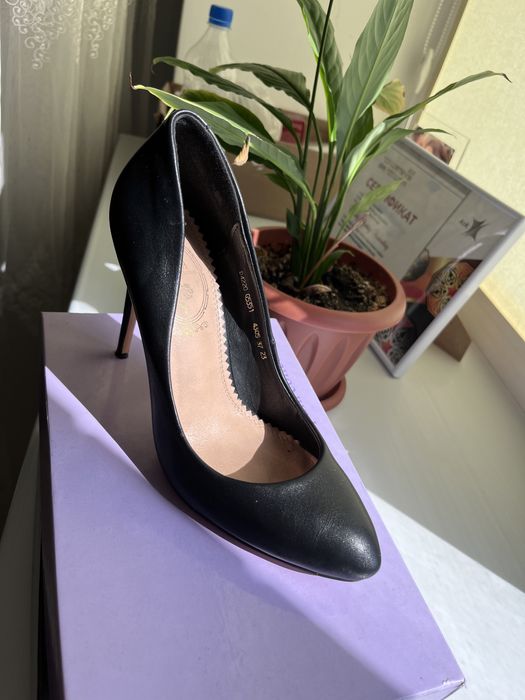 Женские туфли