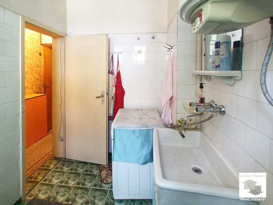 Продава се Многостаен апартамент в Велико Търново, Център - 101 кв.м за 934 €/кв.м - Снимка #15