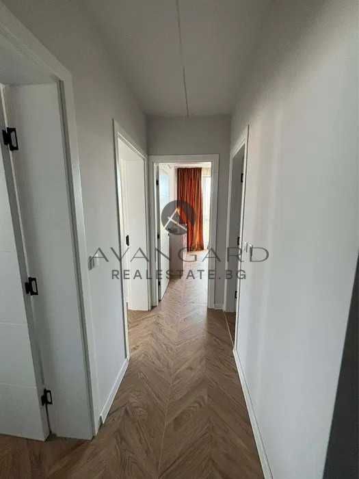 оф.25735 АКТ 16! Обзаведен тристаен ТРАКИЯ