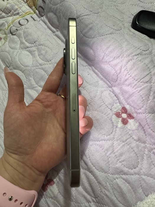 Продам айфон 15 про макс 256