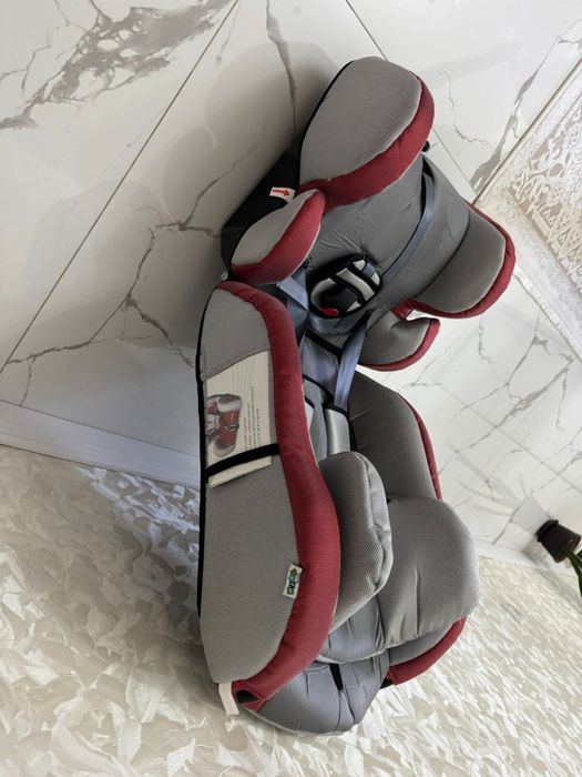 Детские автокресло