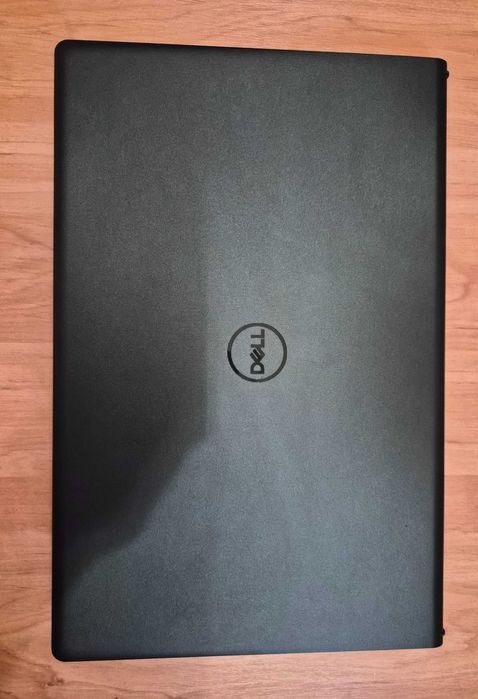 Dell Vostro 15 ~ 3510