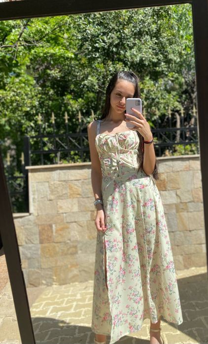 Страхотна рокля налична в размер S/M/L
