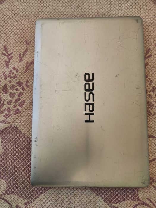 Noutbuk celeron j3455 8/128gb