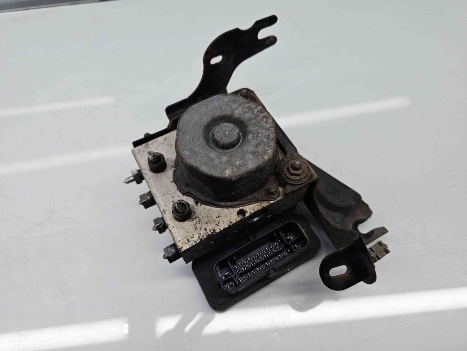 Pompa ABS Renault Captur (J87) [Fabr 2013-2017] 476608644R 1.5 dCi K9K