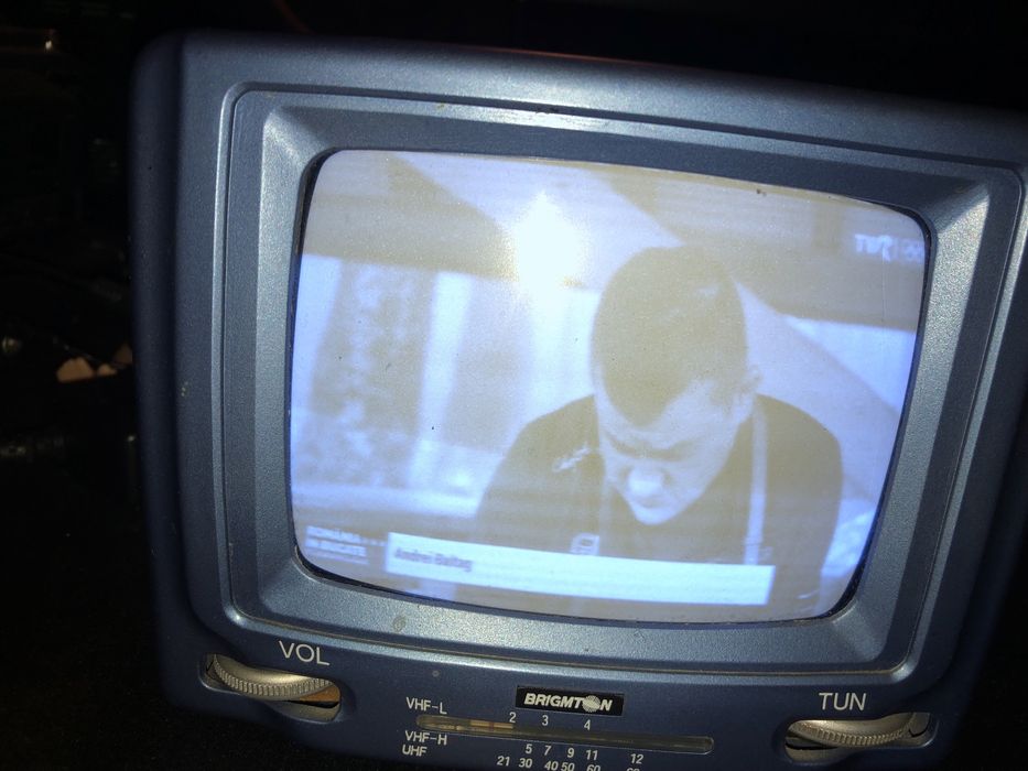 Televizor crt portabil Brigmton