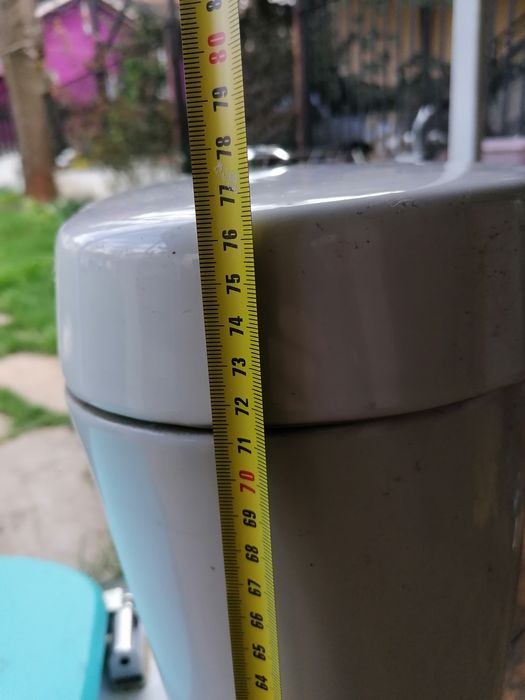 Тоалетна чиния комплект