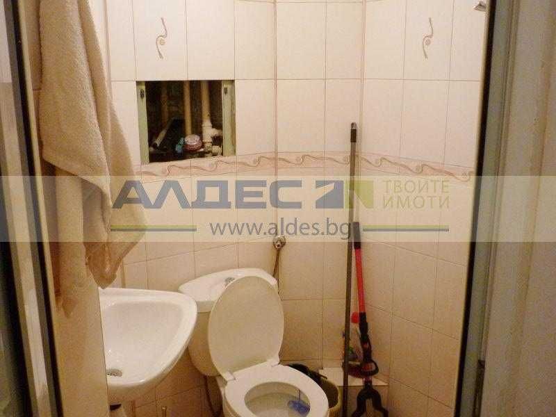 Дава се под наем Двустаен апартамент в София, Център - 75 кв.м за 598.23 € - Снимка #6