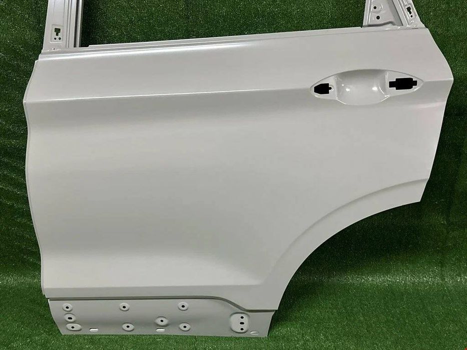 Geely Coolray алдыңғы артқы есіктер кулрей