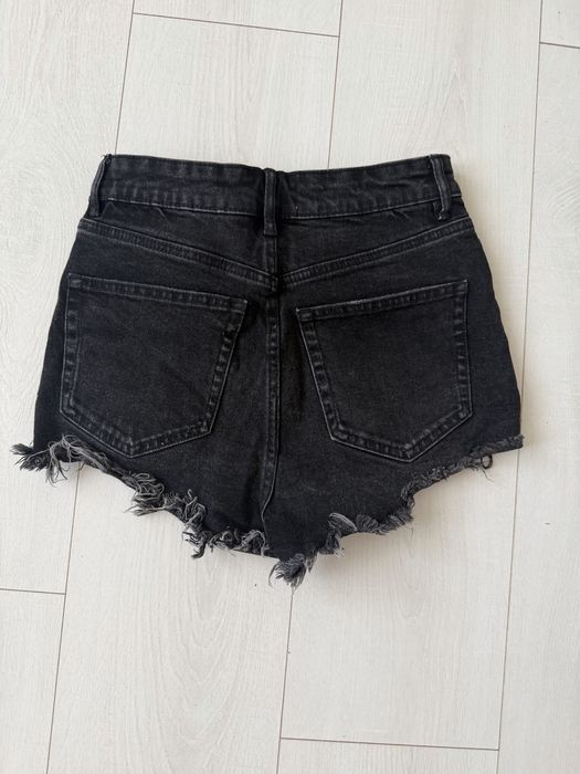 Blugi scurti zara