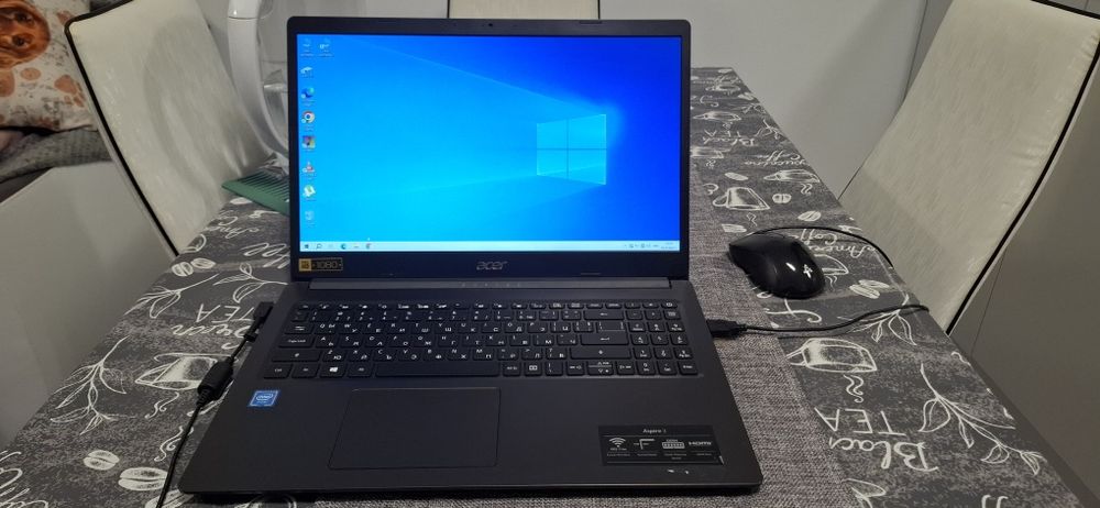 Продавам Acer Aspire 3 – Intel Pentium, 4GB RAM, 15.6" FHD