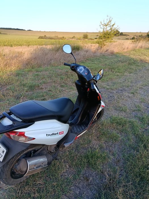 Скутер дерби 50cc.