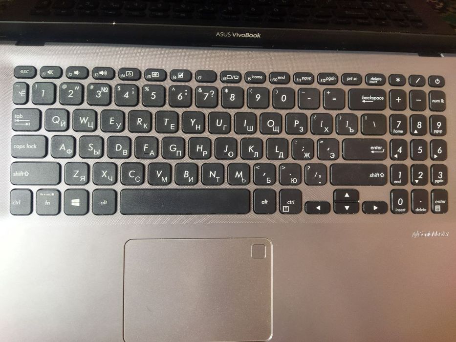 Ноутбук ASUS Vivo Book