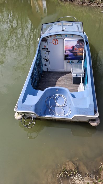 Barcă cabinată Micro Plus 501