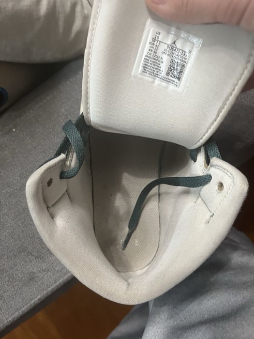 Джорданы оригинал 42 размер