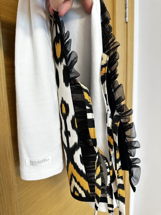 Жилет необычного дизайна