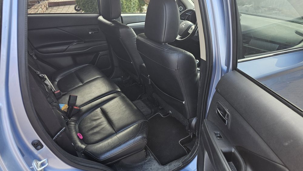 Vand Mitsubishi OUTLANDER