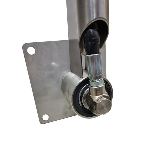 Brat inox Z spalatorie auto self service