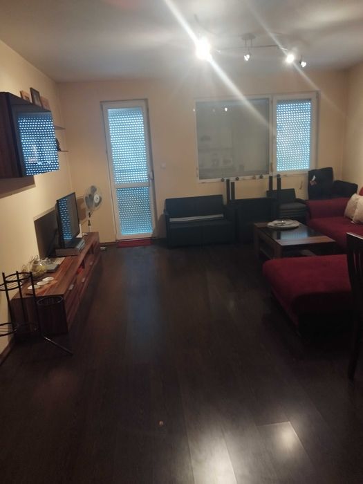 ТРИСТАЕН, Идеален център