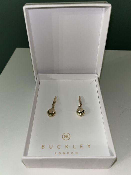 Нови обеци Buckley London