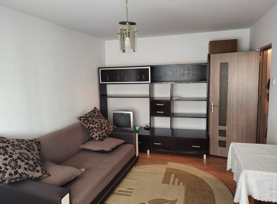 Garsoniera de inchiriat