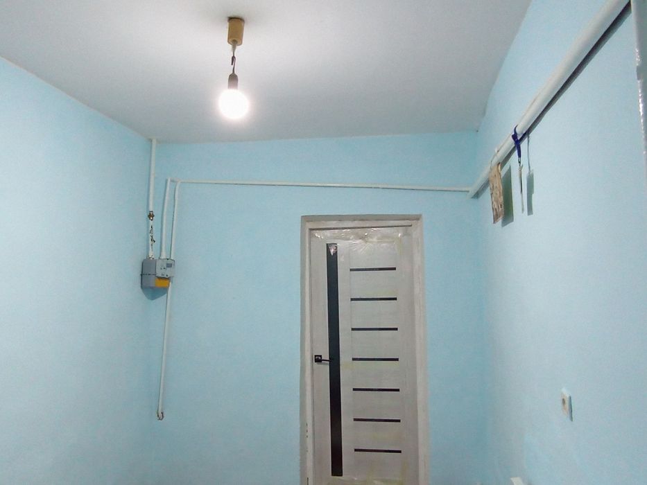 Ush xanali dom birinshi etajda jaylasqan