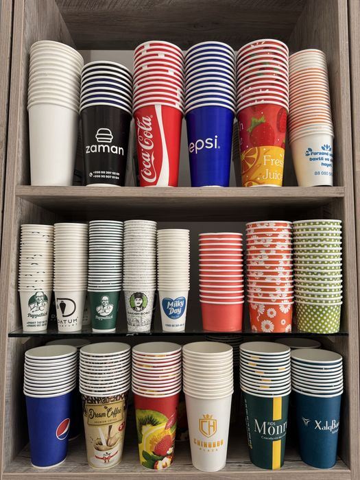 Одноразовая бумажние стаканы с лого