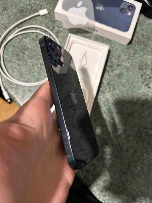 iPhone 13 128GB Midnight blue