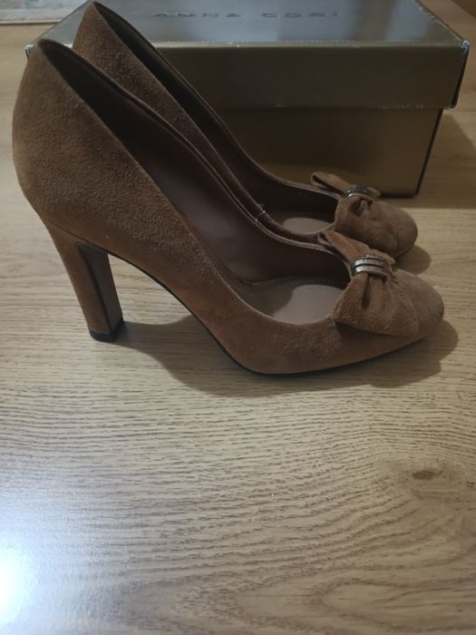 Pantofi noi, piele intoarsa, Anna Cori