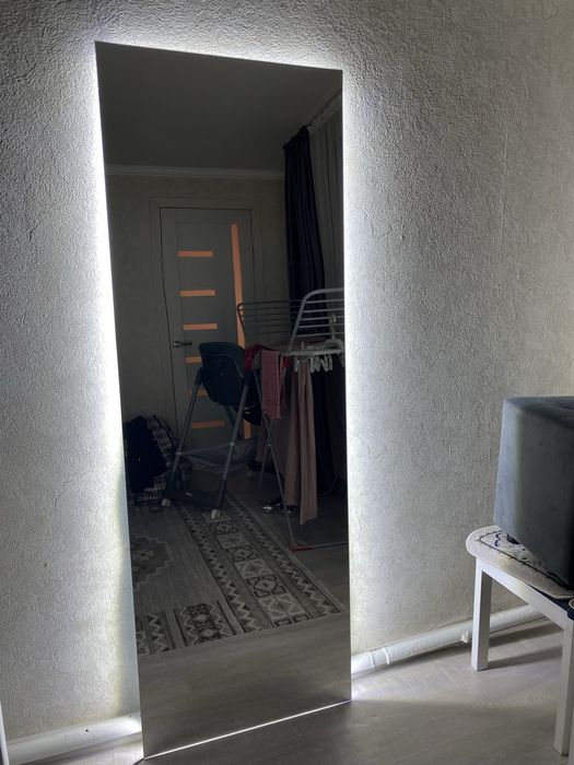 Зеркало с подсветкой