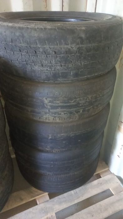 Шины 235/65R17 (5шт)