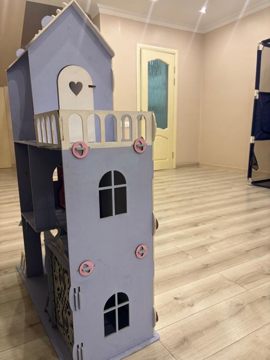 качественный кукольный домик